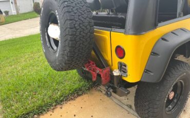 Jeep-Cj7-1984-Yellow-2