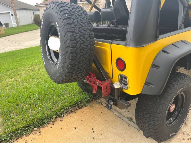 Jeep-Cj7-1984-Yellow-2