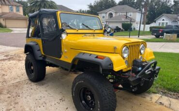 Jeep-Cj7-1984-Yellow