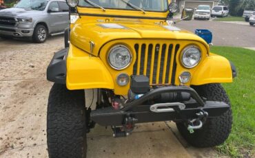 Jeep-Cj7-1984-Yellow-5