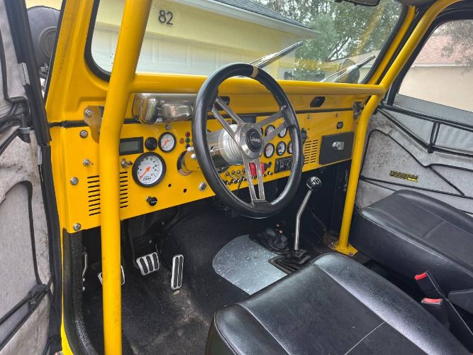 Jeep-Cj7-1984-Yellow-9