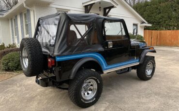 Jeep-Cj7-1985-Black-Black-1