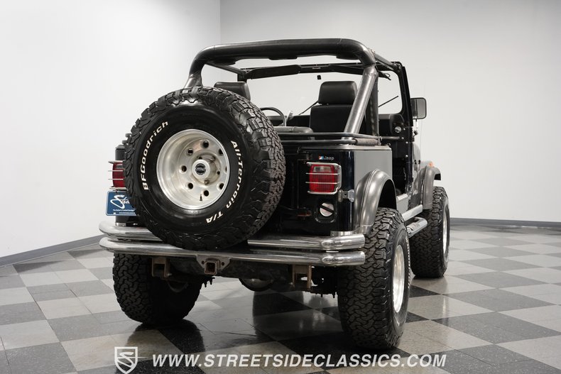 Jeep-Cj7-1985-Black-Black-12