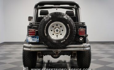 Jeep-Cj7-1985-Black-Black-18