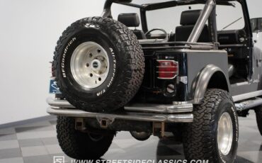 Jeep-Cj7-1985-Black-Black-26
