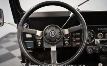 Jeep-Cj7-1985-Black-Black-38