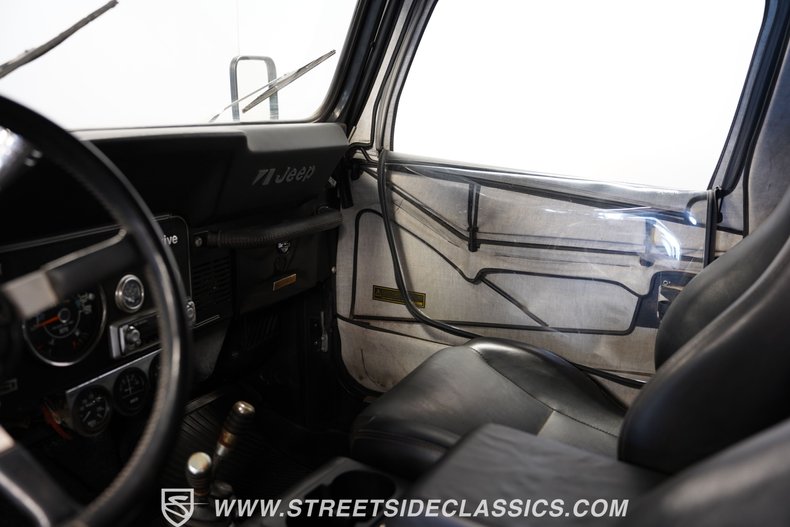 Jeep-Cj7-1985-Black-Black-39
