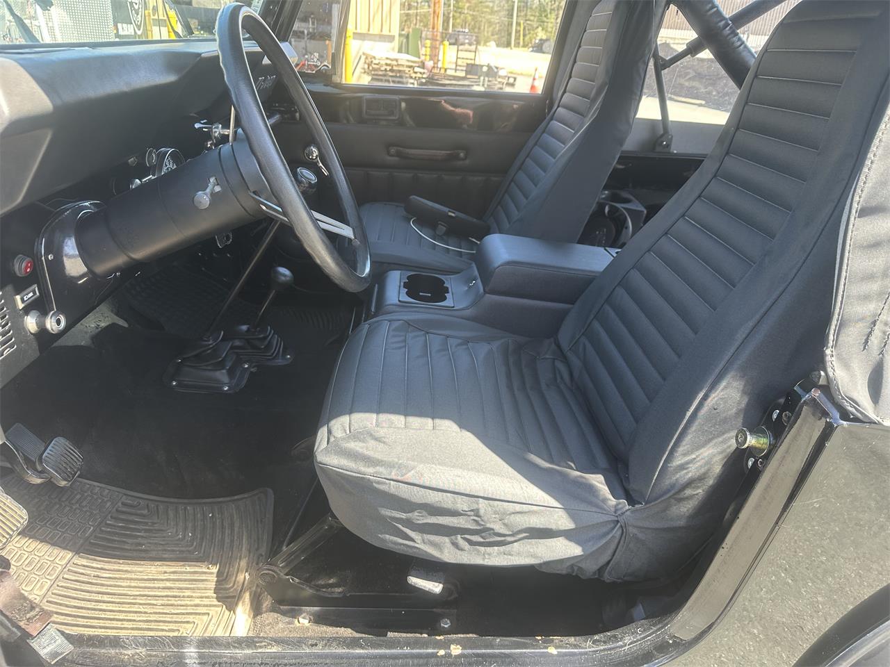 Jeep-Cj7-1985-Black-Black-6