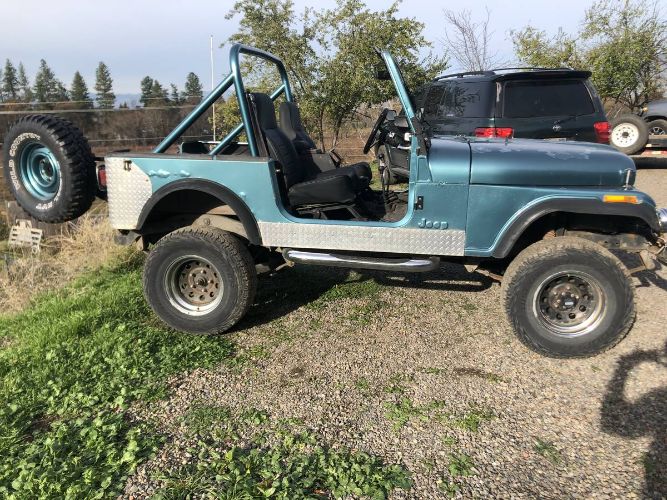 Jeep-Cj7-1985-Custom-3