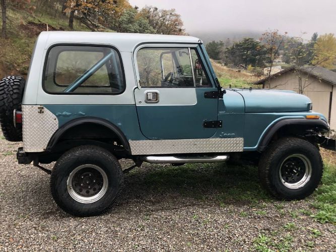 Jeep-Cj7-1985-Custom-5