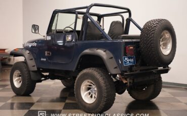 Jeep-Cj7-1985-Navy-Blue-Metallic-Black-12