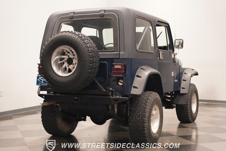 Jeep-Cj7-1985-Navy-Blue-Metallic-Black-15