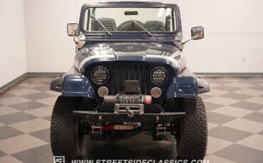 Jeep-Cj7-1985-Navy-Blue-Metallic-Black-23