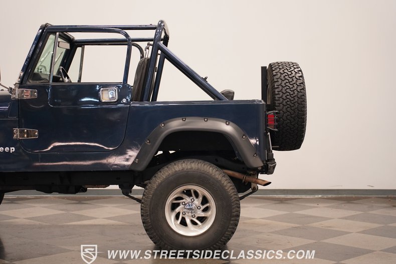 Jeep-Cj7-1985-Navy-Blue-Metallic-Black-28