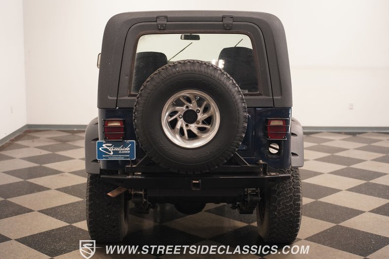 Jeep-Cj7-1985-Navy-Blue-Metallic-Black-30