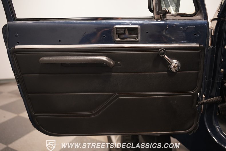 Jeep-Cj7-1985-Navy-Blue-Metallic-Black-42