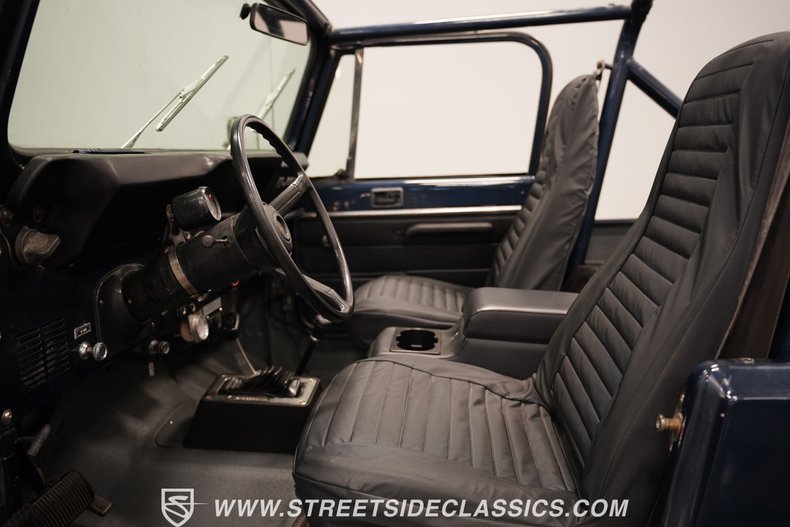 Jeep-Cj7-1985-Navy-Blue-Metallic-Black-5