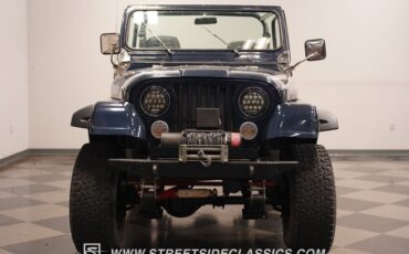 Jeep-Cj7-1985-Navy-Blue-Metallic-Black-6