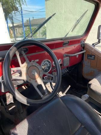 Jeep-Cj7-1985-Red-Black-5