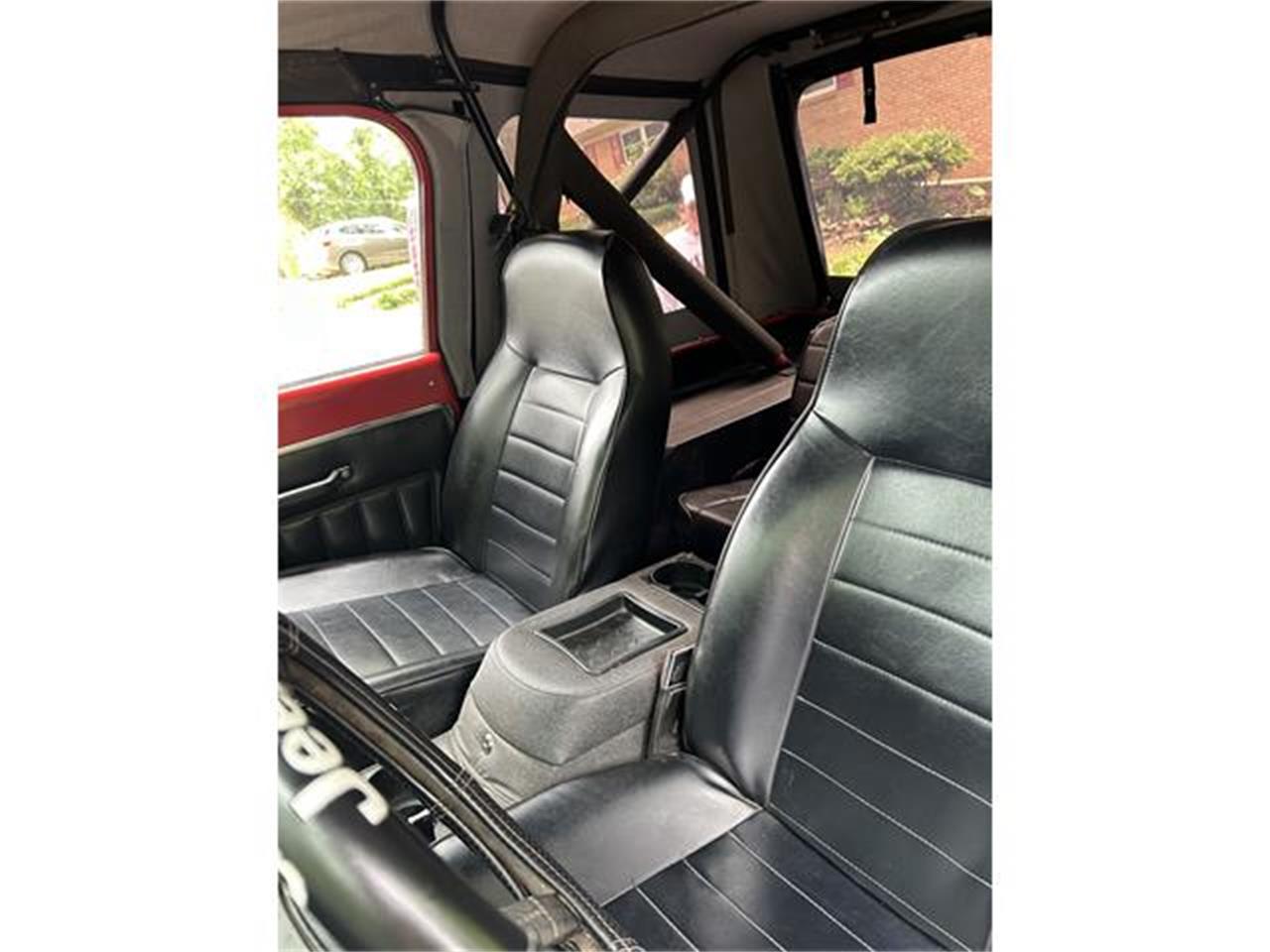 Jeep-Cj7-1985-Red-Black-6