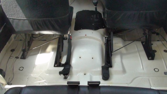 Jeep-Cj7-1985-White-11