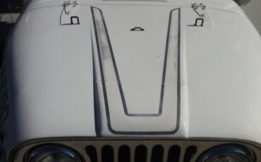 Jeep-Cj7-1985-White-19