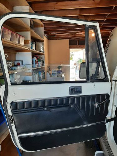 Jeep-Cj7-1985-White-2