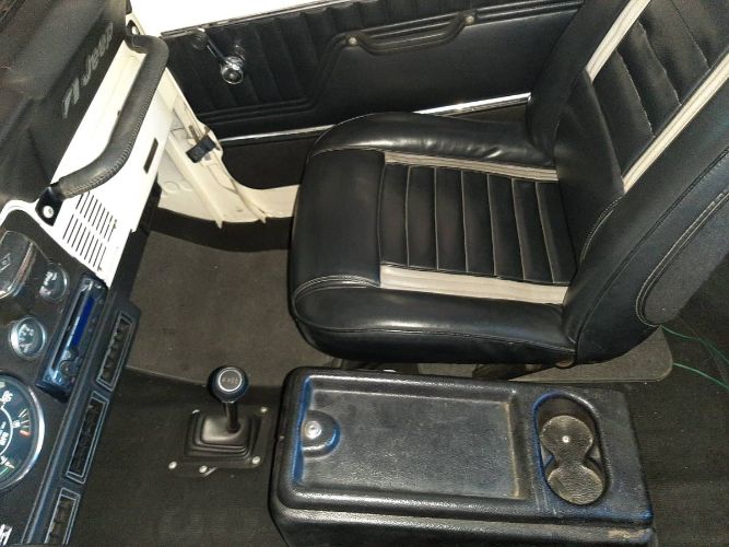 Jeep-Cj7-1985-White-5