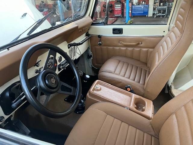 Jeep-Cj7-1986-3