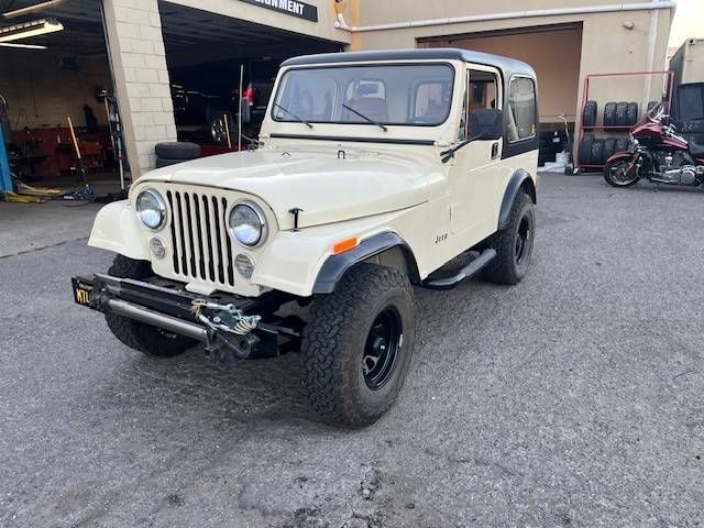 Jeep-Cj7-1986-5