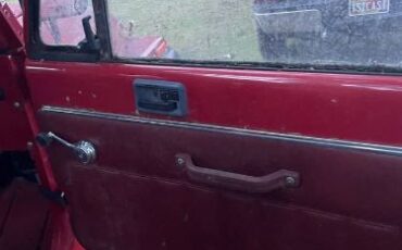 Jeep-Cj7-1986-Red