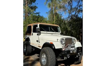 Jeep-Cj7-1986-White-and-Brown-White-and-Brown-2