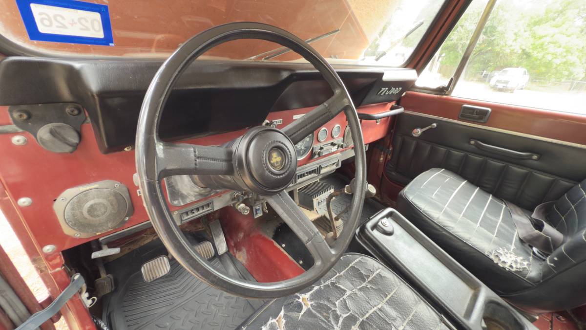 Jeep-Cj7-1986-red-5