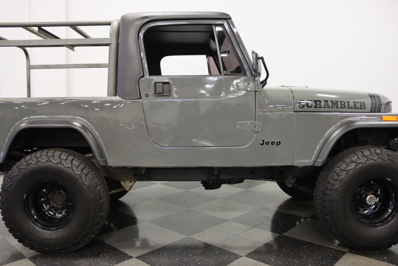 Jeep-Cj8-scrambler-1985-Gray-Black-14