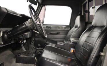 Jeep-Cj8-scrambler-1985-Gray-Black-2