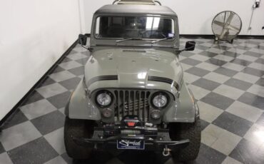Jeep-Cj8-scrambler-1985-Gray-Black-21