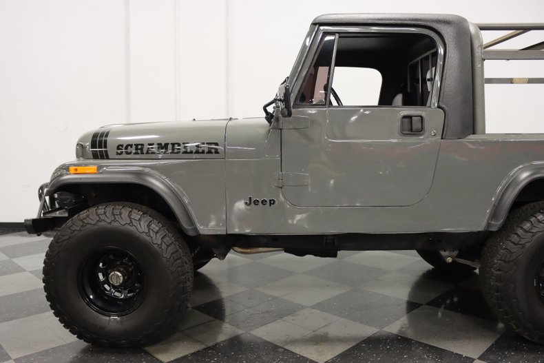 Jeep-Cj8-scrambler-1985-Gray-Black-26