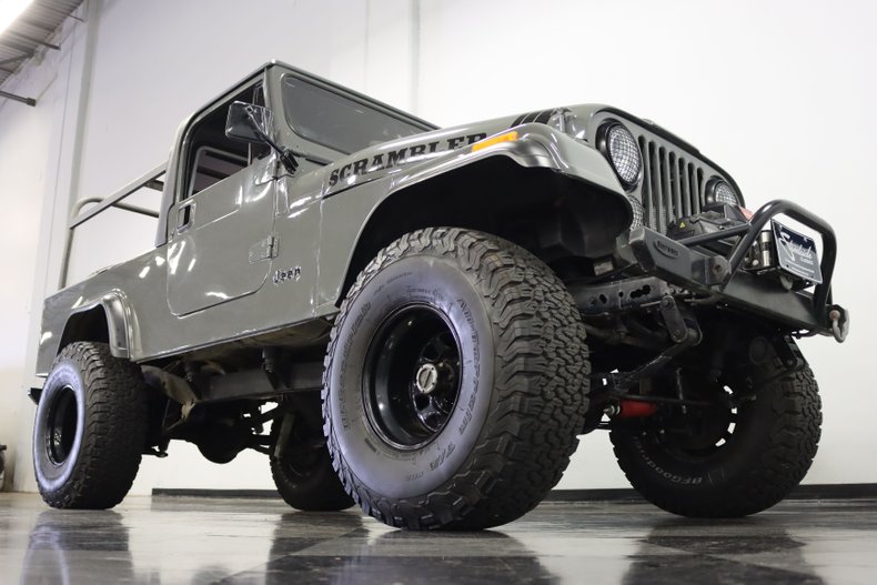 Jeep-Cj8-scrambler-1985-Gray-Black-36