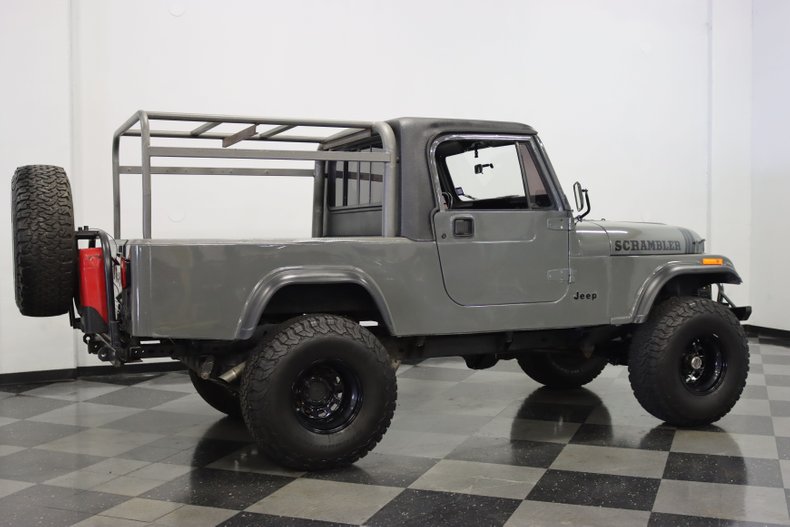 Jeep-Cj8-scrambler-1985-Gray-Black-49