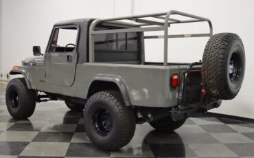 Jeep-Cj8-scrambler-1985-Gray-Black-7