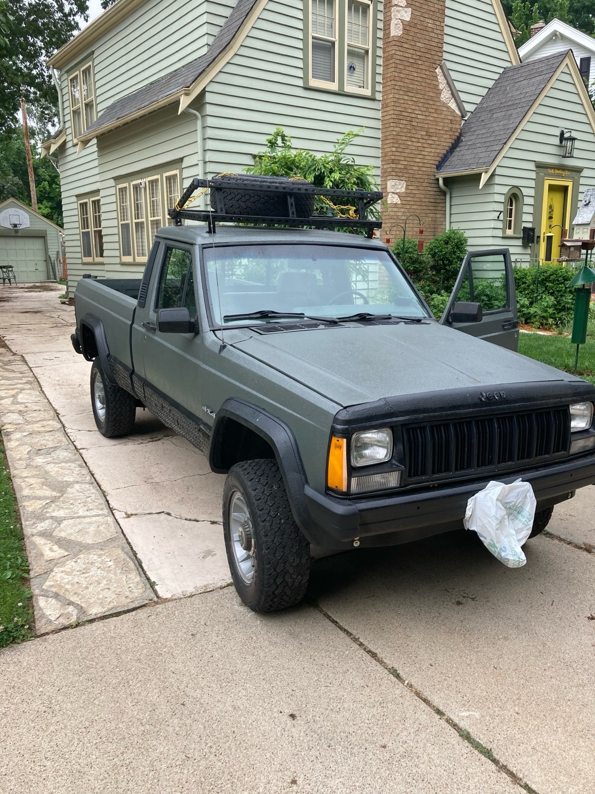 Jeep-Comanche-1990