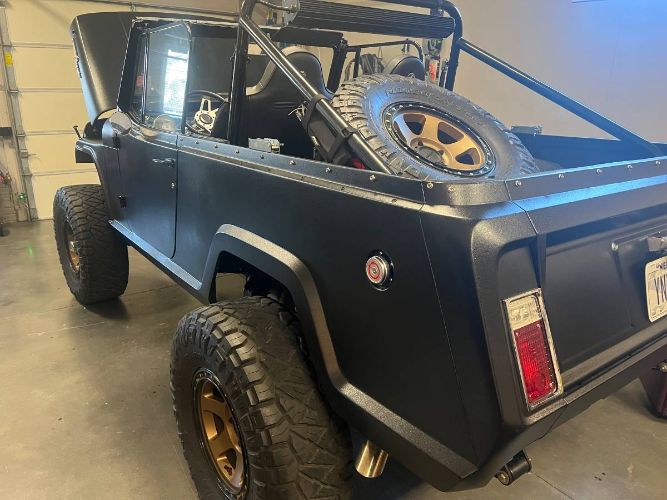 Jeep-Commando-1968-Black-15