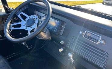Jeep-Commando-1968-Black