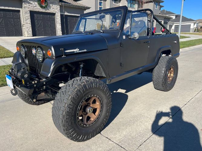 Jeep-Commando-1968-Black-9