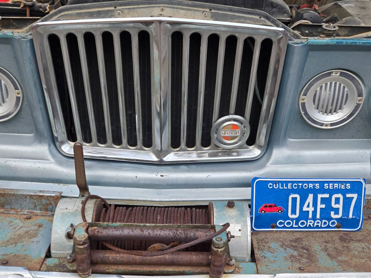 Jeep-Gladiator-1966-blue-14