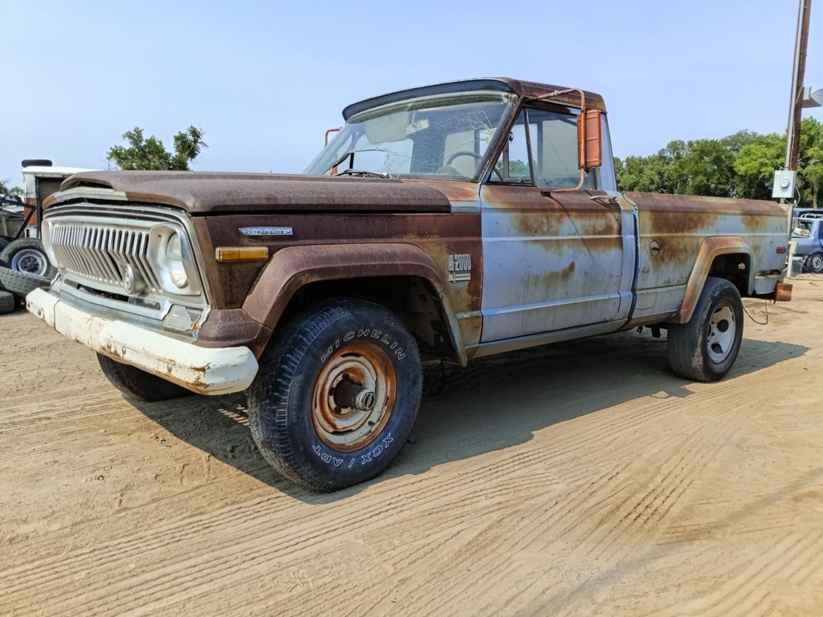 Jeep-Gladiator-1971-1