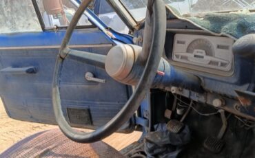 Jeep-Gladiator-1971-12