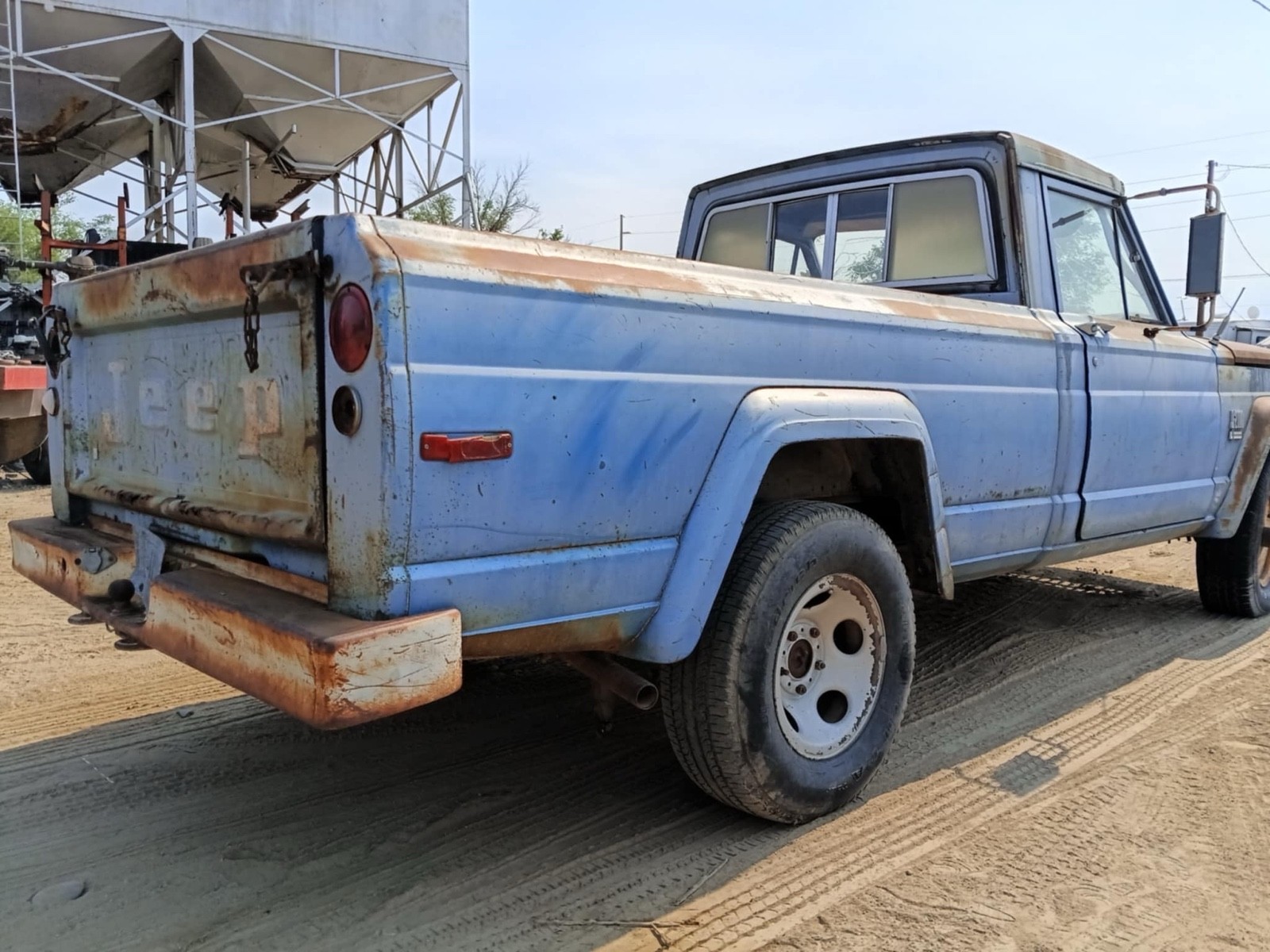 Jeep-Gladiator-1971