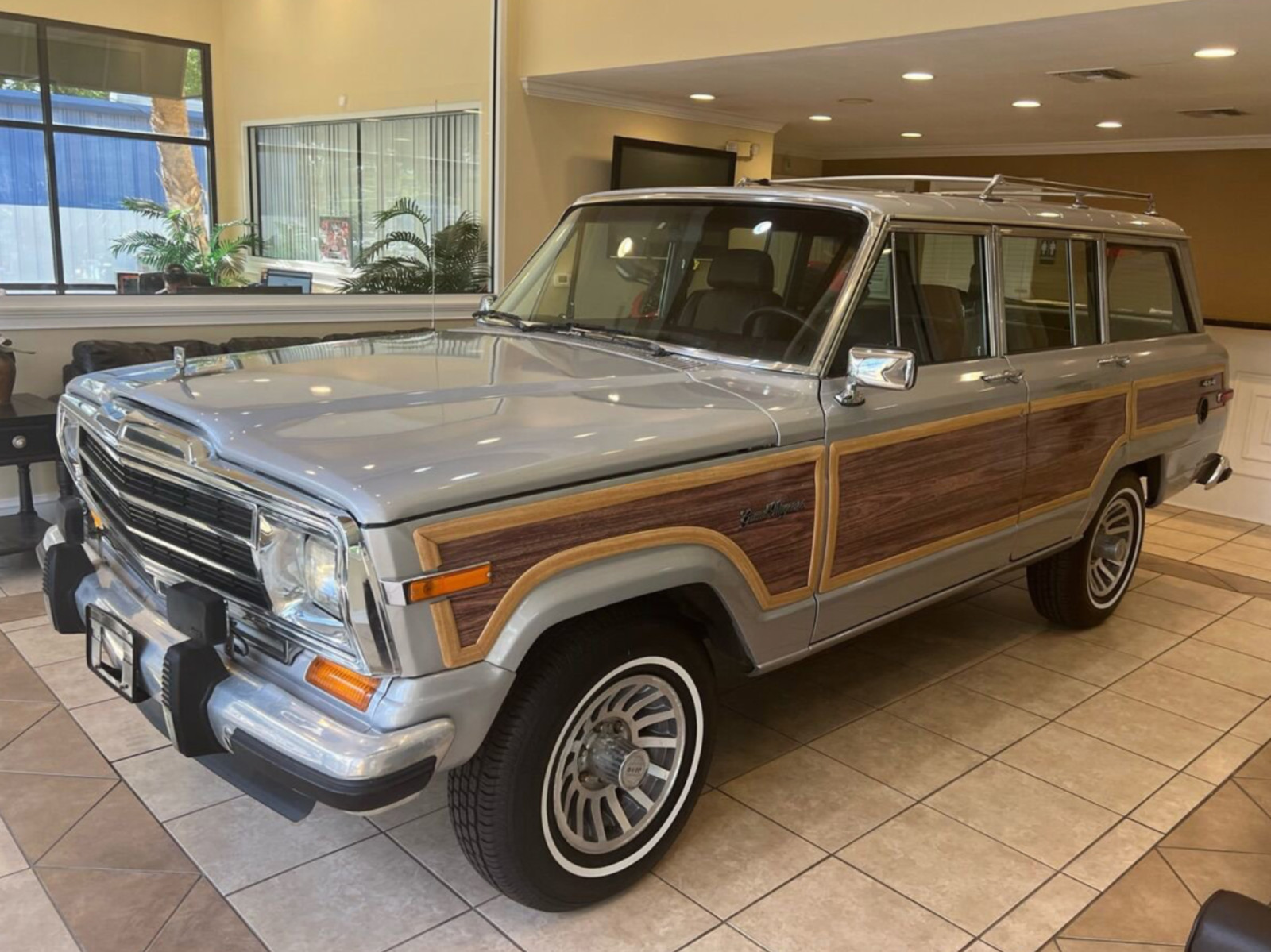 Jeep Grand Wagoneer 1990 Wagon