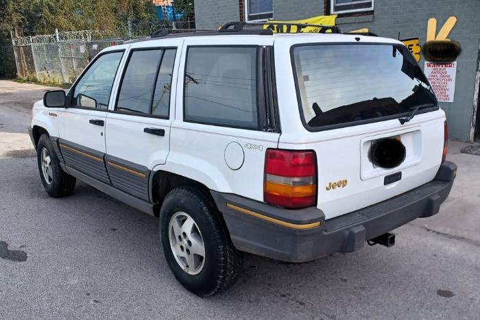 Jeep-Grand-cherokee-1994-White-Tan-2